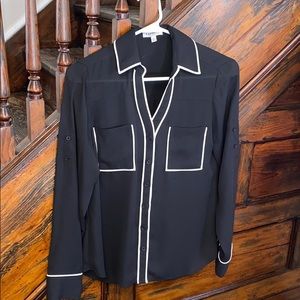 Women’s Express Portofino shirt. Button down